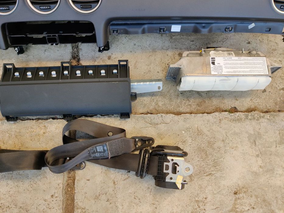 Plansa bord Kit airbaguri volan pasager genunchi centuri Seat Exeo 2009-2013