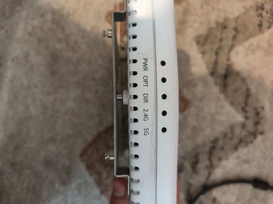 Vând Ruckus ZoneFlex 7363 Access Point