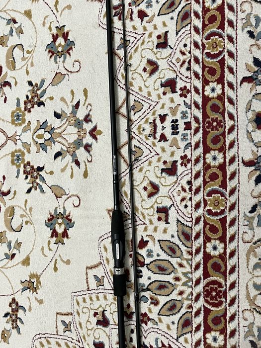 Продаю спиннинг на хищника