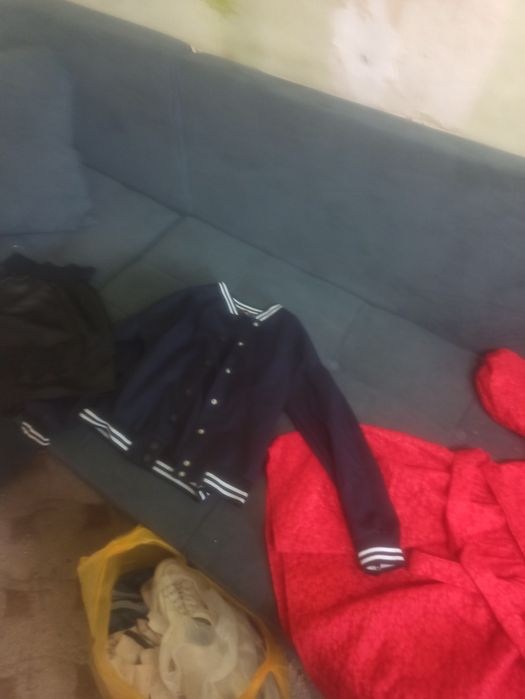 Продам вещи на девочку 7-10 лет