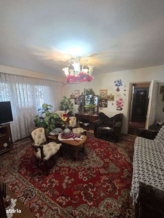 Etaj 2 - Alexandru - Zimbru - Apartament 3 camere - geam la baie