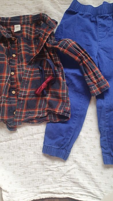 Set cu camasa si papion si pantaloni eleganti H&M