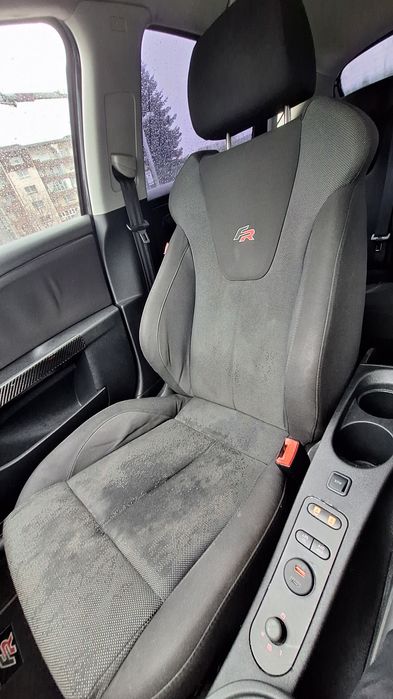 Vând Seat Leon FR