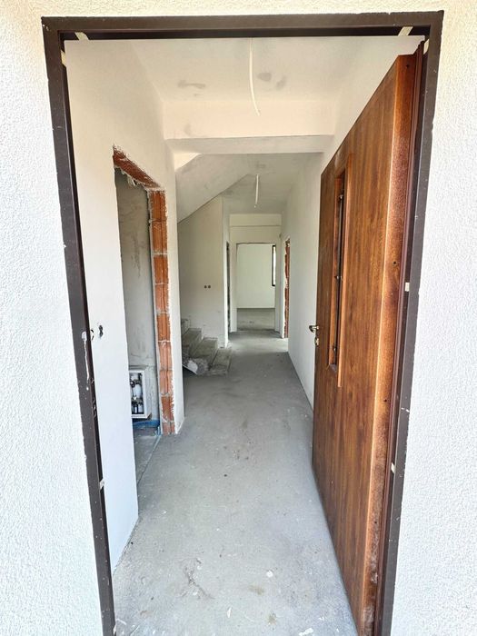 Продава се Къща в с. Брестник, Област Пловдив - 205 кв.м за 1400 €/кв.м - Снимка #1