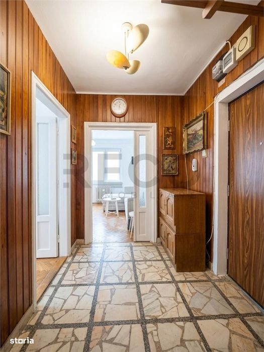 RECO apartament 3 camere de inchiriat, Zona Centrala, Oradea