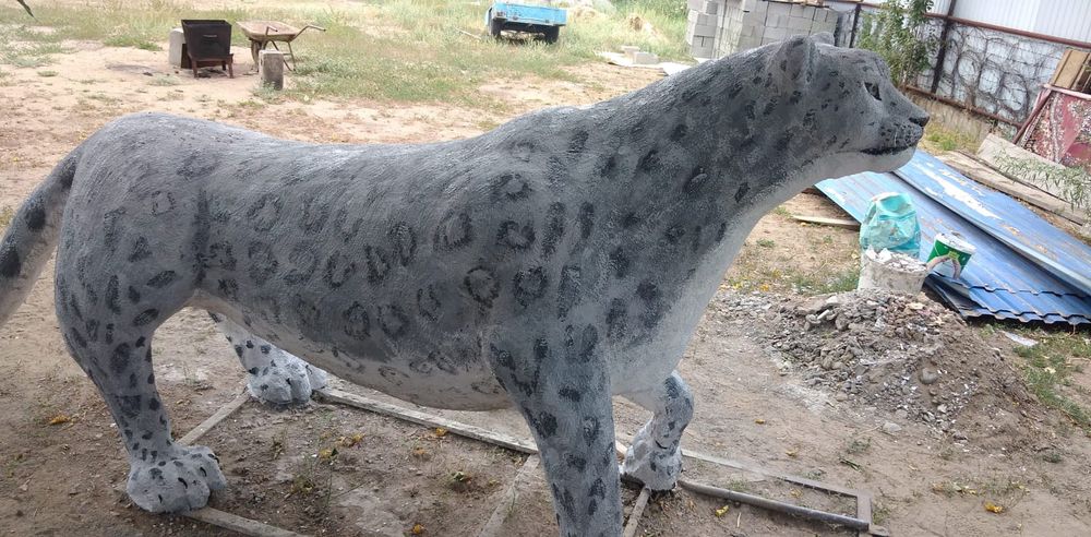 Срочно продам скульптуру Барса