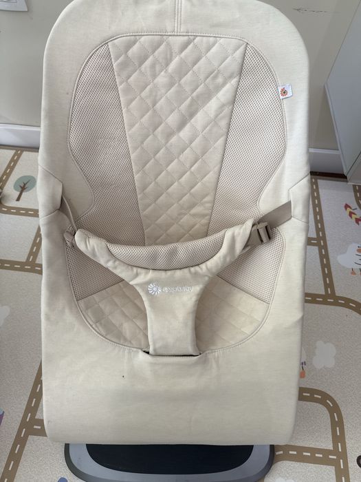 Ergobaby Evolve шезлонг