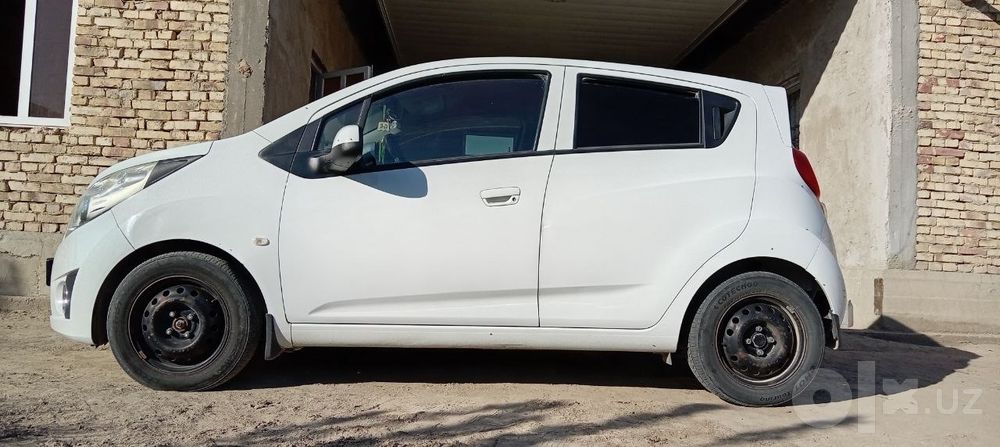Chevrolet spark 2015