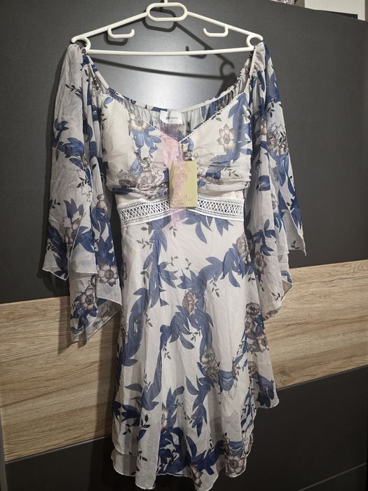 BSB чисто нова рокля