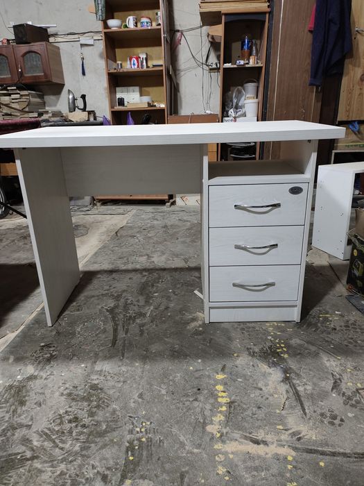 Писмини стол корхона ва офислар унун