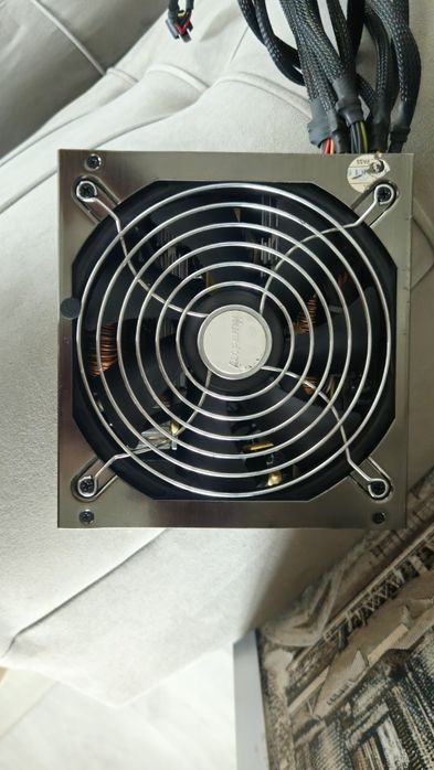 HuntKey 600w блок питания (бп)