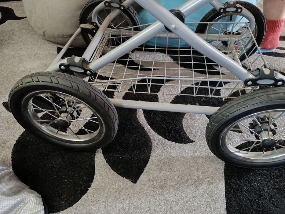 Детская коляска 2 в 1