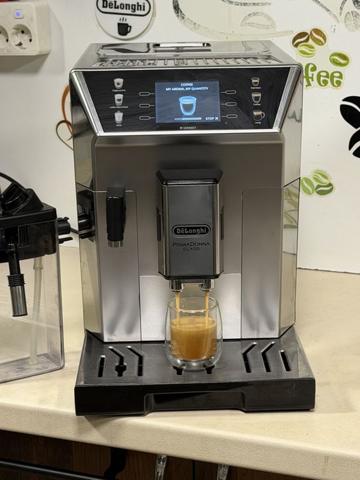 Кафемашина кафе автомат delonghi Primadonna CLASS с гаранция