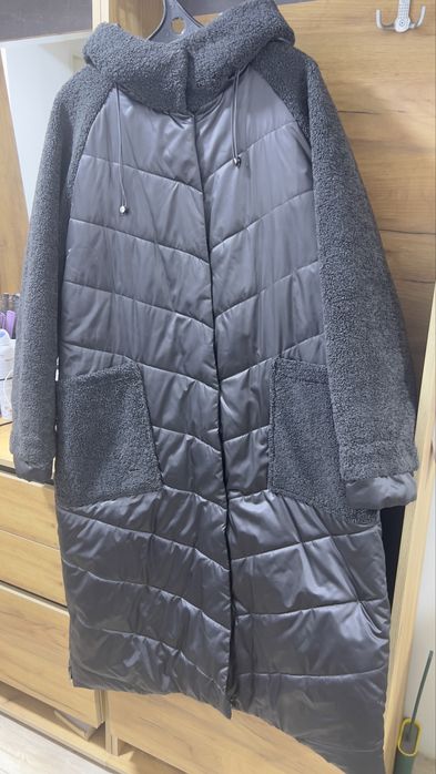 Продам зимнюю куртку.