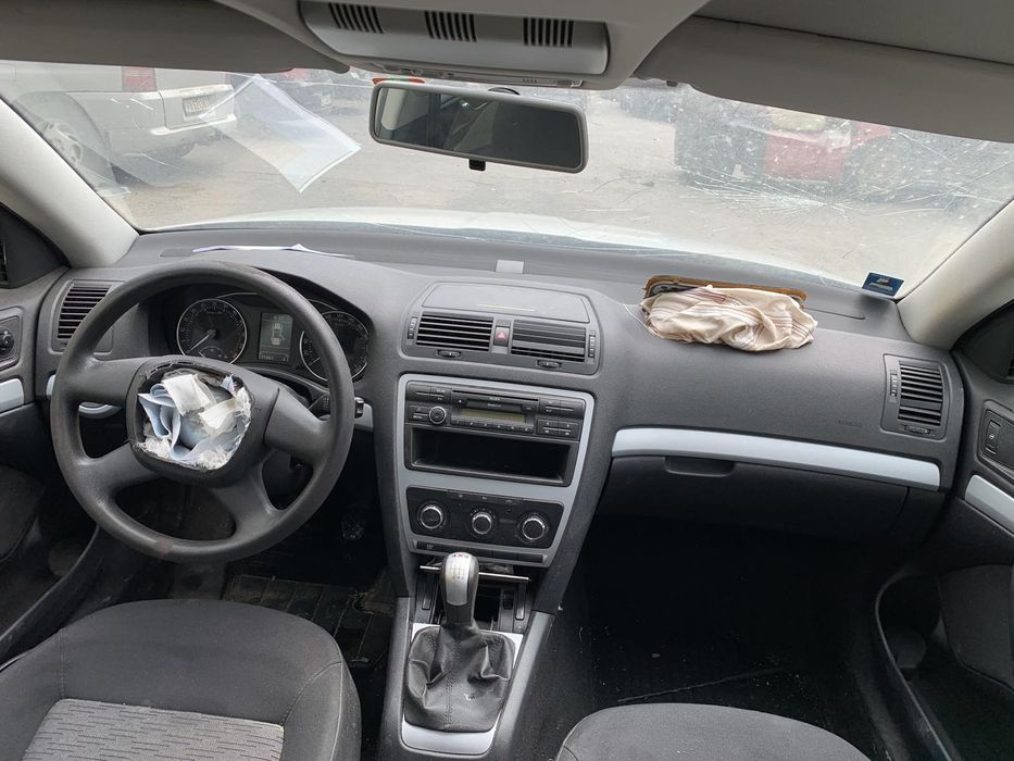 Шкода  Октвия 1.9 тди 4×4 код на мотора BLS 2010год на части