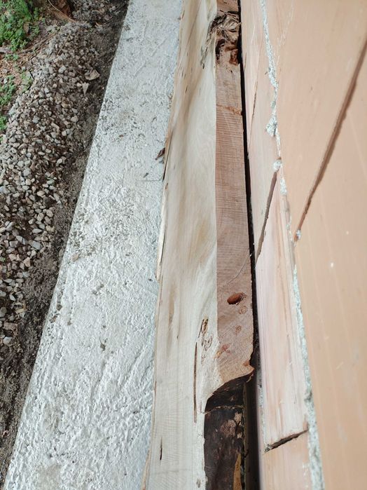 Дървен материал Орехови талпи различна дължина и ширина 5см дебелина