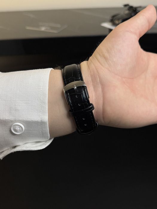 Erkaklar qo’l soati Cartier Santos