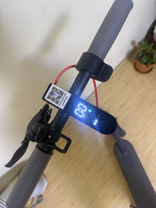 Trotineta Xiaomi Mi Electric Scooter Pro 2