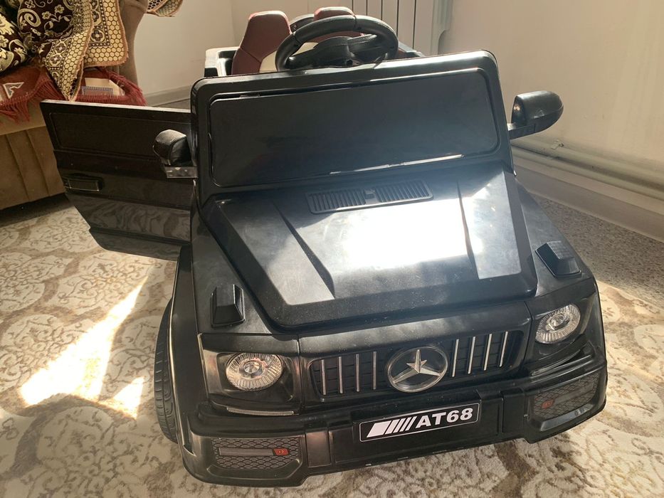 Детский электромобиль