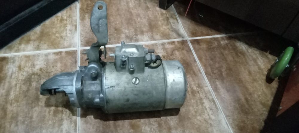 Стартер на Газ 52.