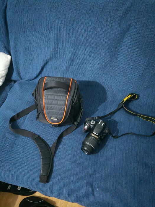 Nikon d5100 geantă,+3 baterii