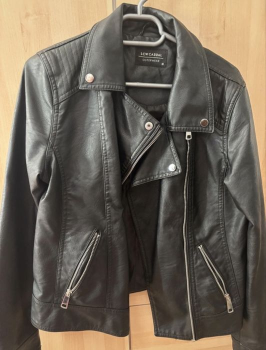 geaca din piele sintetica