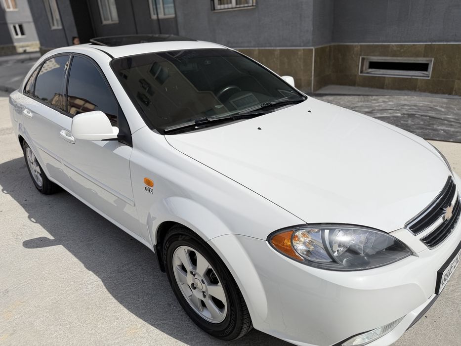 Chevrolet gentra sotiladi
