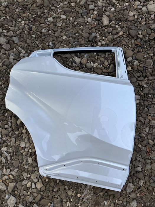 Ușă dreapta spate toyota chr.