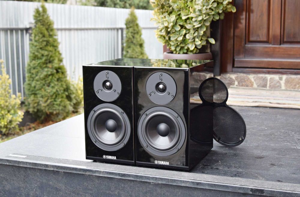 Boxe Yamaha NS-BP 300