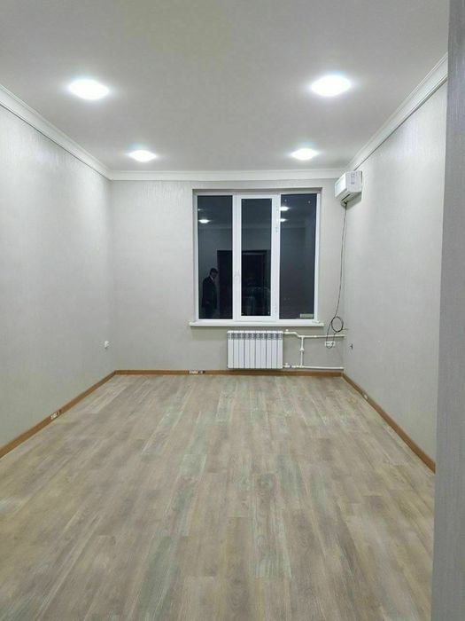 Недолеко от м.Хамзы офисы от 20 м2 (Спорт товар)