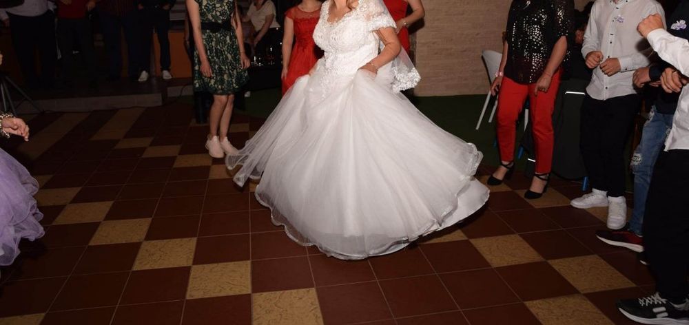 Vând rochie de mireasă in stare foarte bună