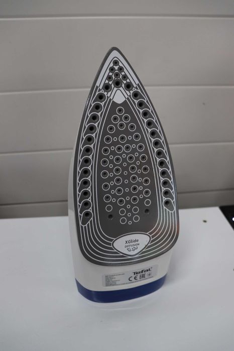 Парна ютия Tefal Express FV2838, 2400 W за бързо нагряванe