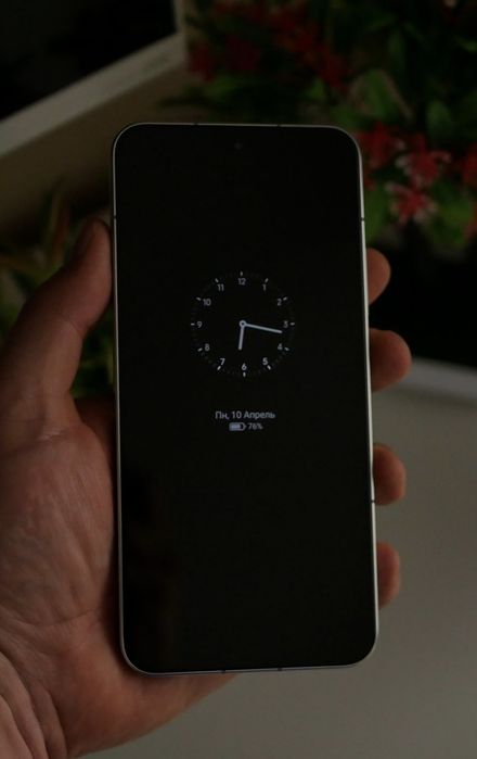 Xiaomi 13 12/256гб