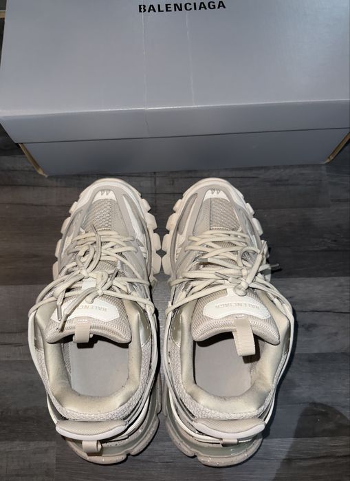 balenciaga track beige