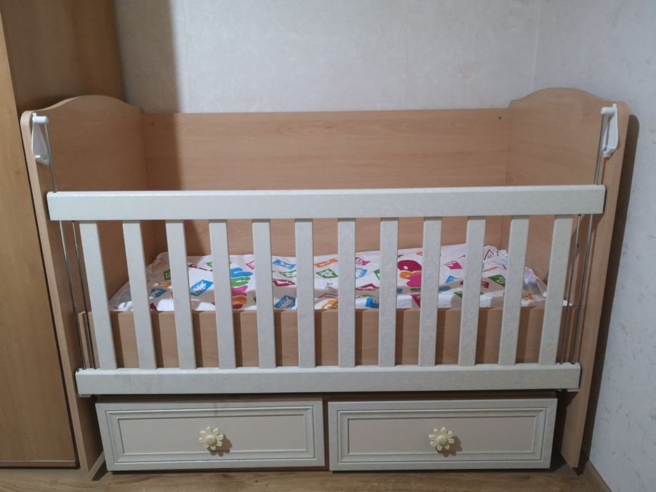 Продавам Детска кошара