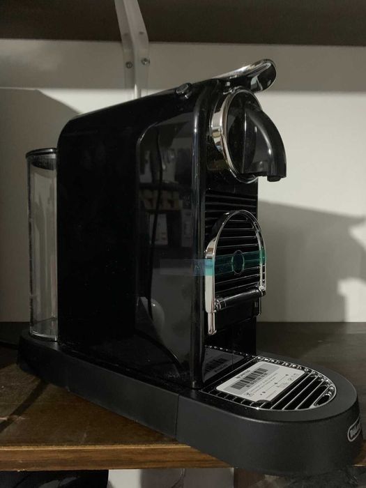 Nespresso Citiz Нова Кафемашина с Капсули