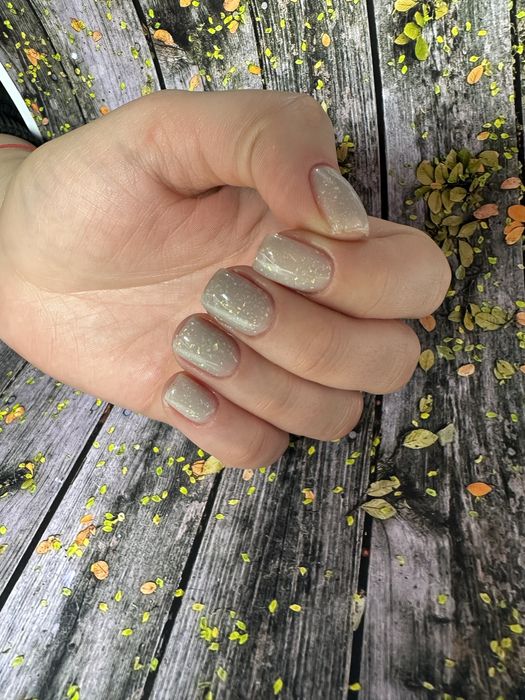 Маникюр , укрепление, покрытие гель лаком.Сергели Строитель 12ст метро