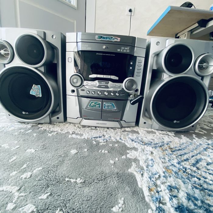 Muzikalni sentr LG