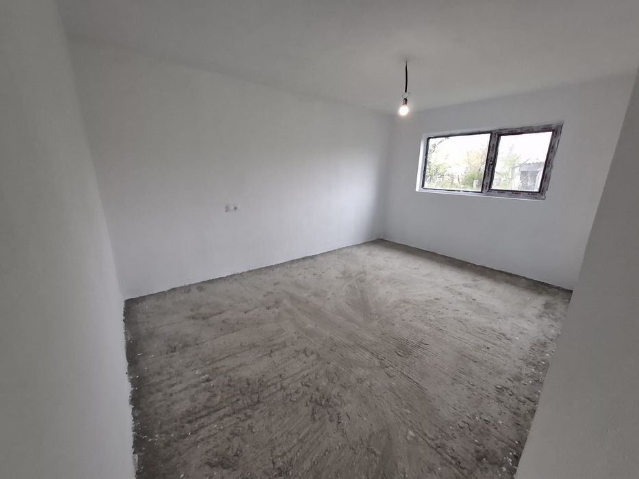Casa noua, zona de deal la pret de apartament