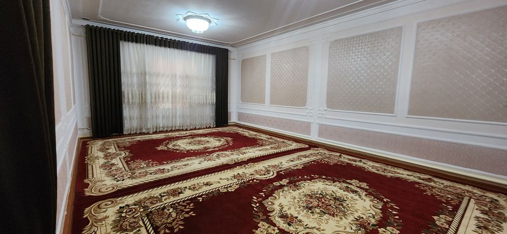 500 kv.m yashashga tayyor xovli joy sotiladi.