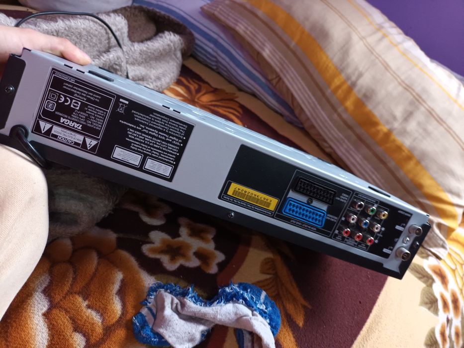 Vând video recorder targa