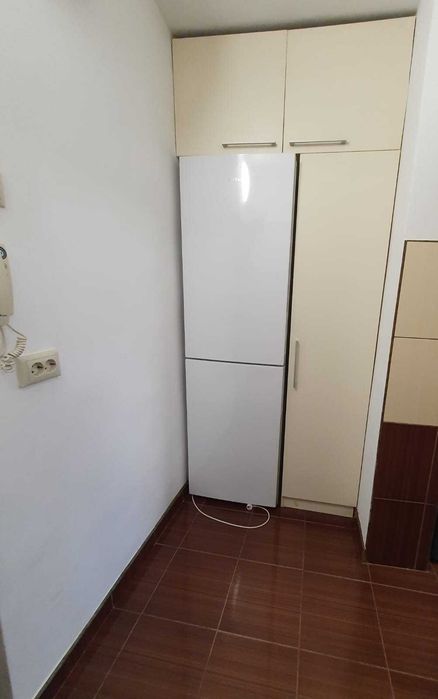 Inchiriez apartament  1 cam. zona Piata Cipariu,