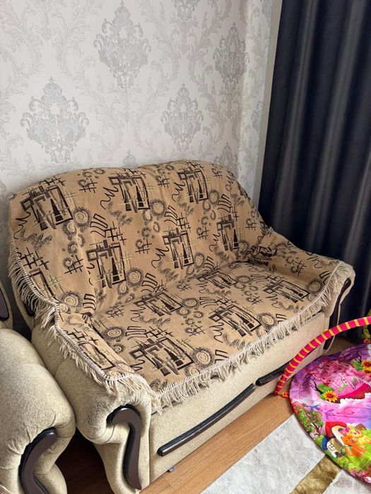 Отдам бесплатно диван  кол 2