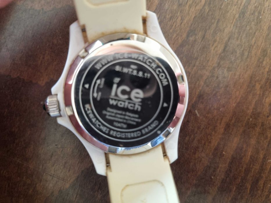 Оригинален часовник Icewatch с допълнителна каишка