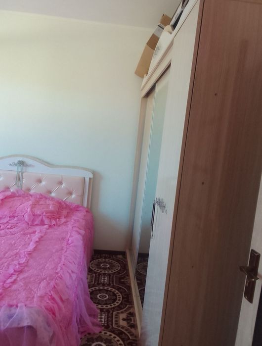 3 xonalik dom sotiladi