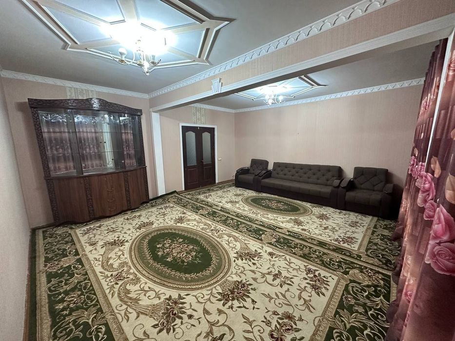 Куйлик 6да узимнинг 4 хонали квартирамни ижарага бераман. Куйлюк 6