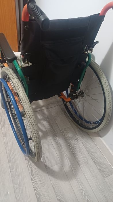 Инвалидная коляска