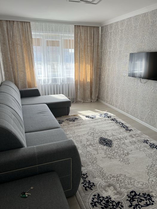 Продам кв 9 мик 27 дом