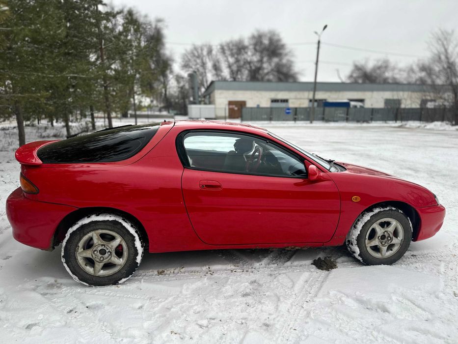 Продам MAZDA MX-3