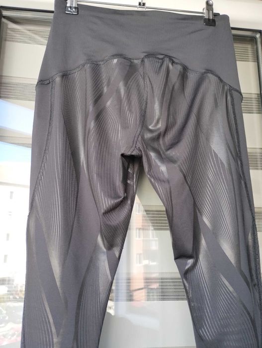 Colanți firmă ,,Lotto" Negri, sport- Fitness. Mărimea S